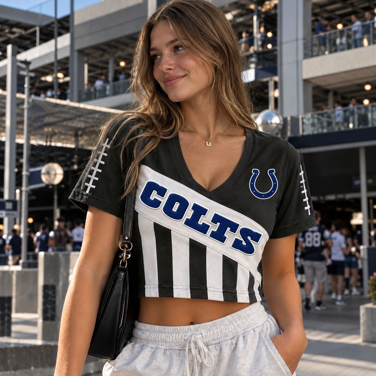 Premium NFL x IND T Shirt V-neck